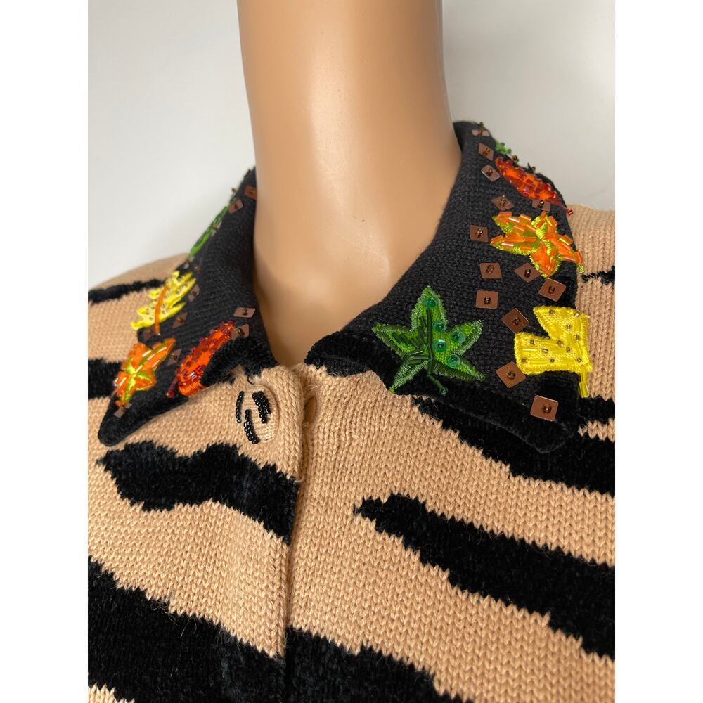 Berek Tiger Striped Embroidered Cardigan Knit Sweater size M Tan/Black Vintage - Picture 5 of 11